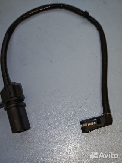 Датчик износа торм.колодок audi A4/A5 07