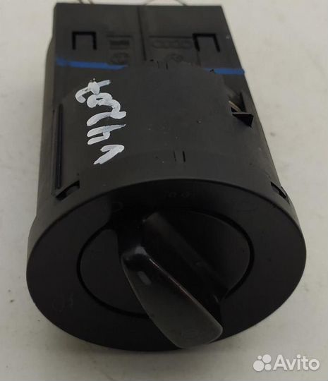 Переключатель света фар Volkswagen Polo