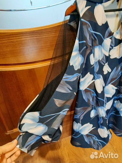 Нарядное платье 42-44р-ра