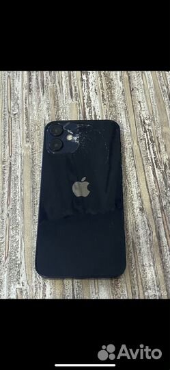 Телефон iPhone 12 mini