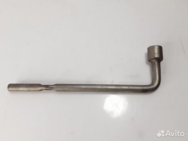 Ключ балонный Volkswagen