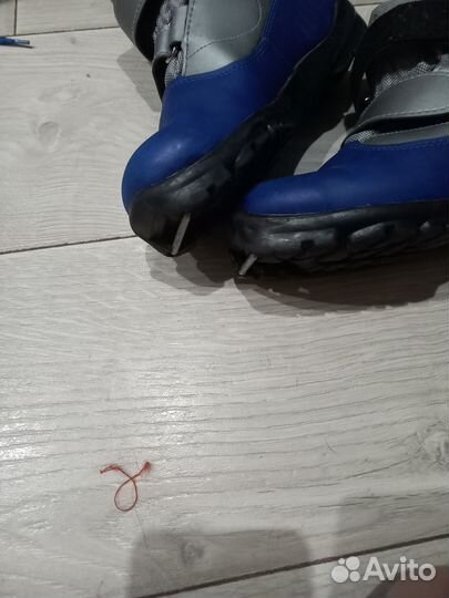 Лыжные ботинки