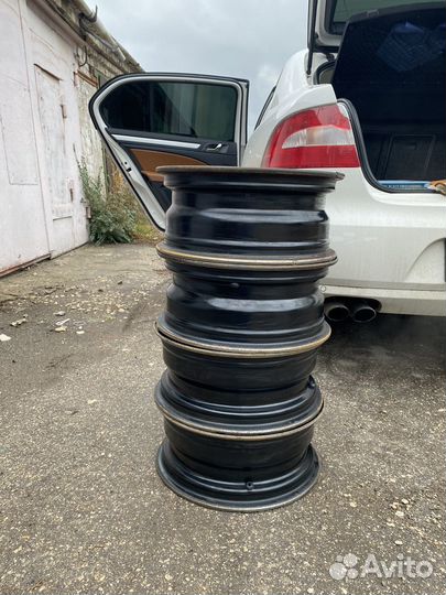 Штампованный диск r 15 volkswagen