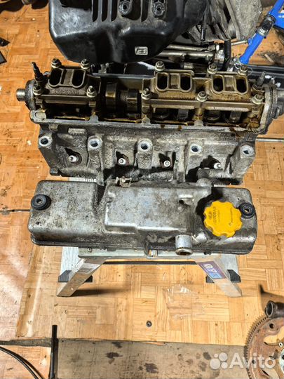 Головка блока в сборе с инжектором с Лады Гранта
