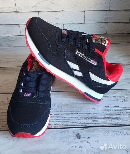 Кроссовки женские зимние на меху reebok