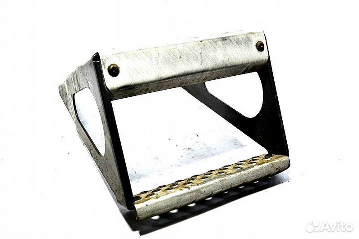 Подножка аккумуляторного ящика volvo FH (01.12)