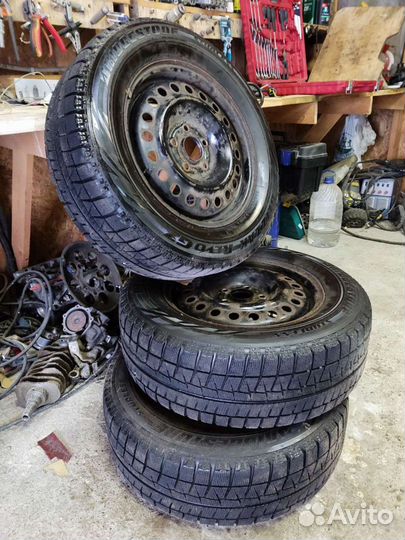 Bridgestone B249 225/60 R16
