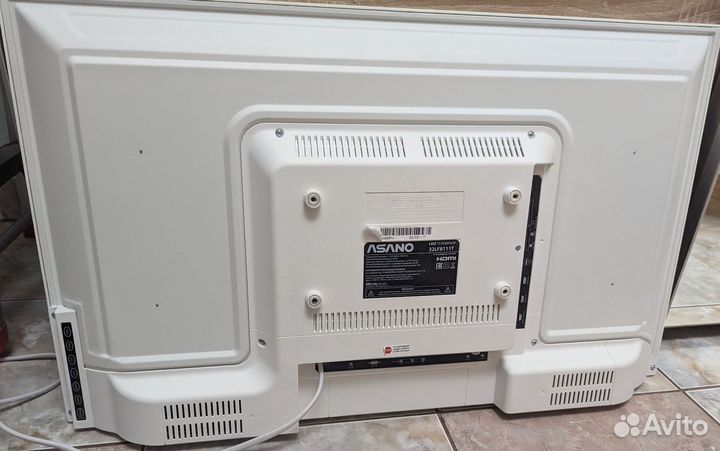 Телевизор LED Asano 32LF8111T белый