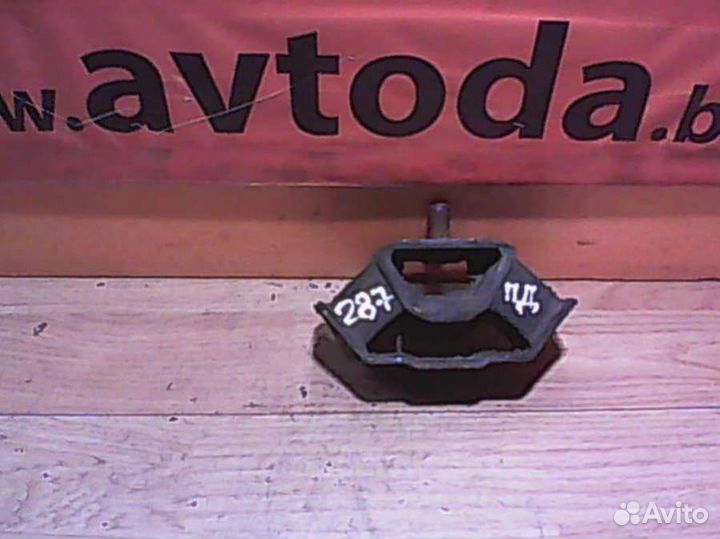 Подушка крепления кпп Mercedes-Benz E W124