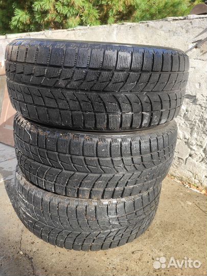 Bridgestone Blizzak WS-60 225/55 R17 97R