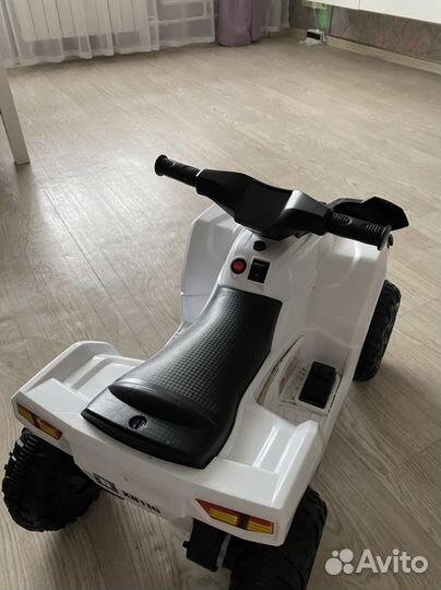 Машина для детей на аккумуляторе