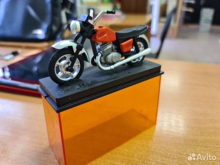 Модель СССР 1:24. Мотоцикл иж
