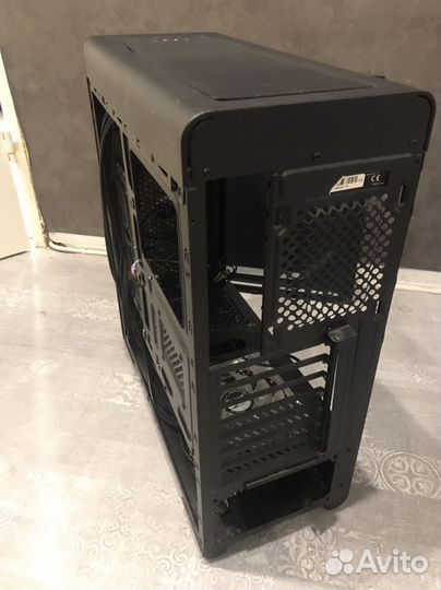 Корпус Zalman i3
