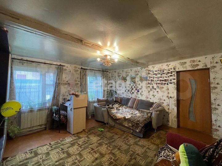 Дом 62 м² на участке 2 сот.