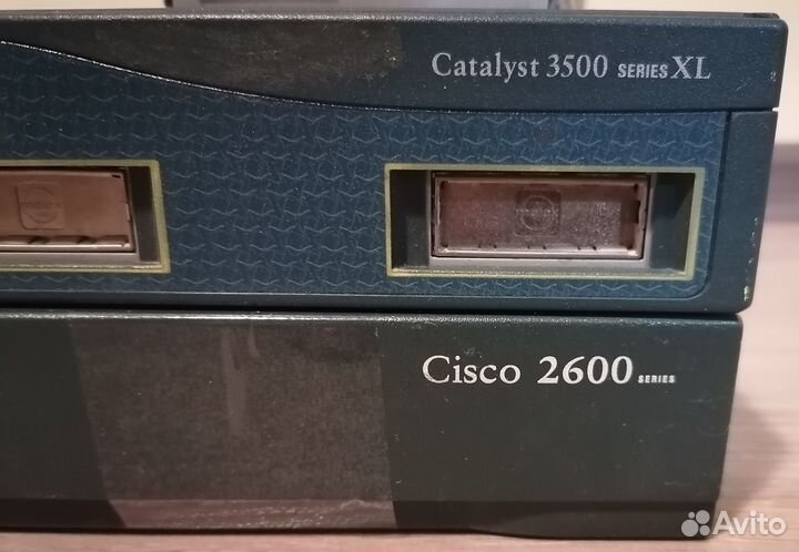 Маршрутизатор Cisco 2600, Коммутатор catalyst 3524