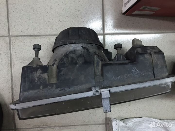 Фара правая ваз 2107