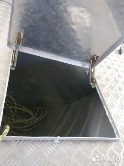 Лодка Бестер 490 с мотором Сузуки 90 4х тактным