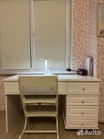 Детский письменный стол Б/У
