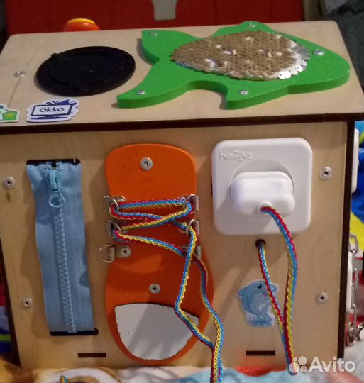 Бизиборд домик