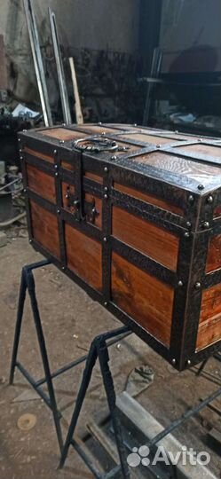 Сундук деревянный ручная работа ковка