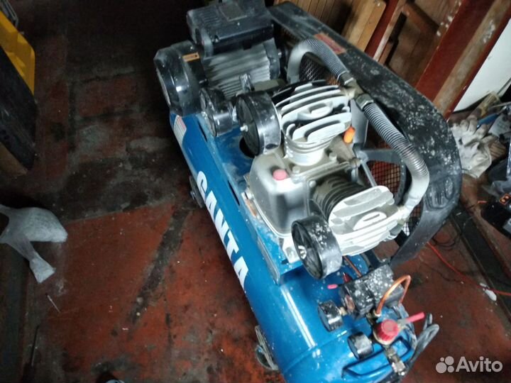 Воздушный компрессор