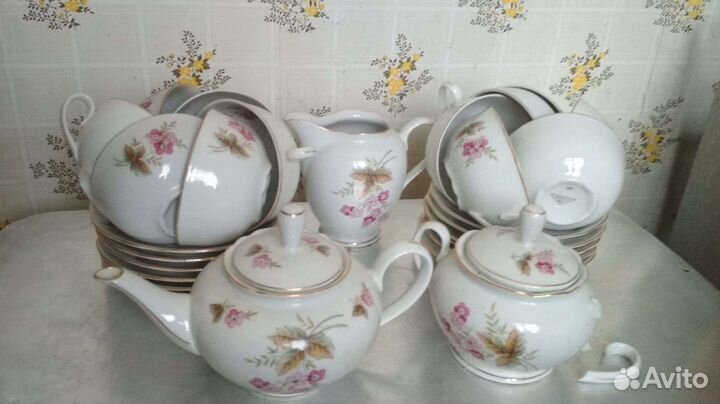 Чайный сервиз на 12 персон VEB konitz