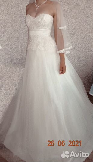 Свадебное платье