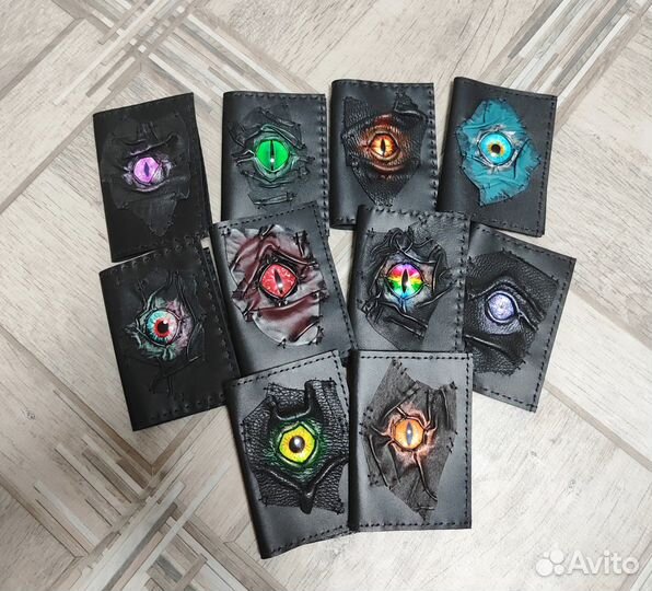 Обложка на паспорт Глаз чудовища