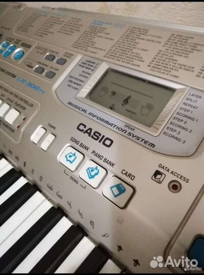 Синтезатор casio lk 300tv