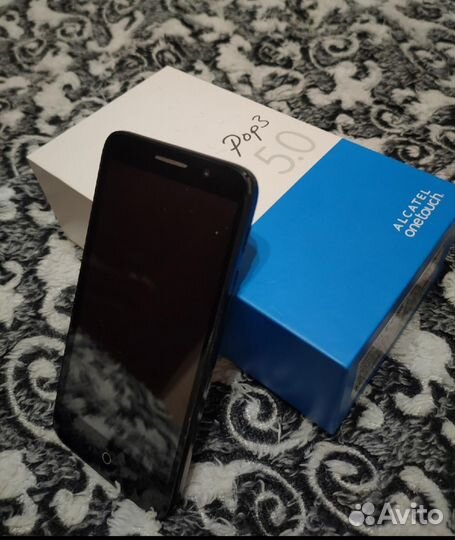 Телефон Alcatel рор 3