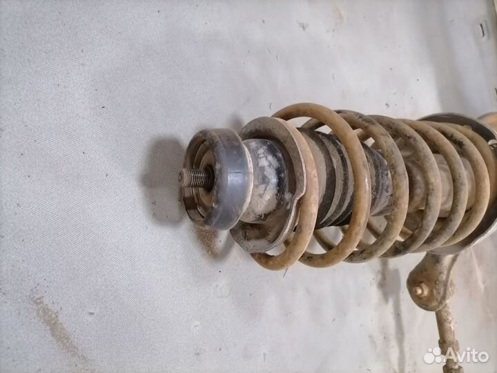 Cтойка амортизат.перед лев.Audi 80 B2 1.6 DT 1985