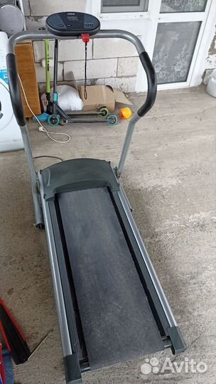 Продам электрическую беговую дорожку
