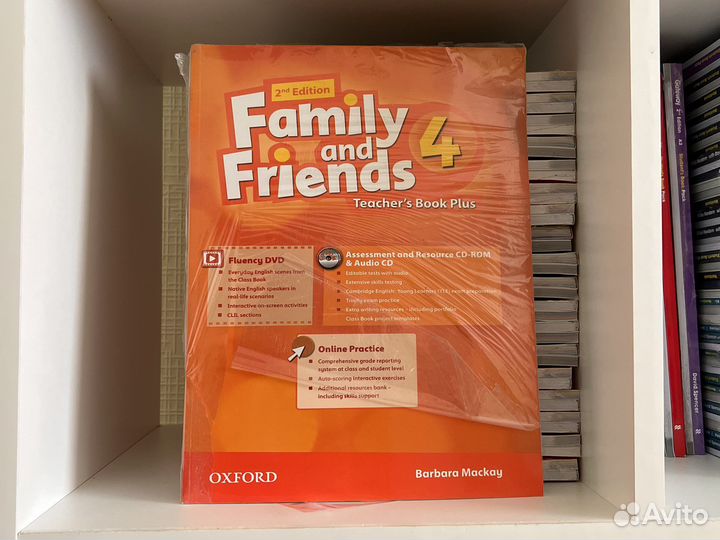 Family and friends 4 Teashers Book plus