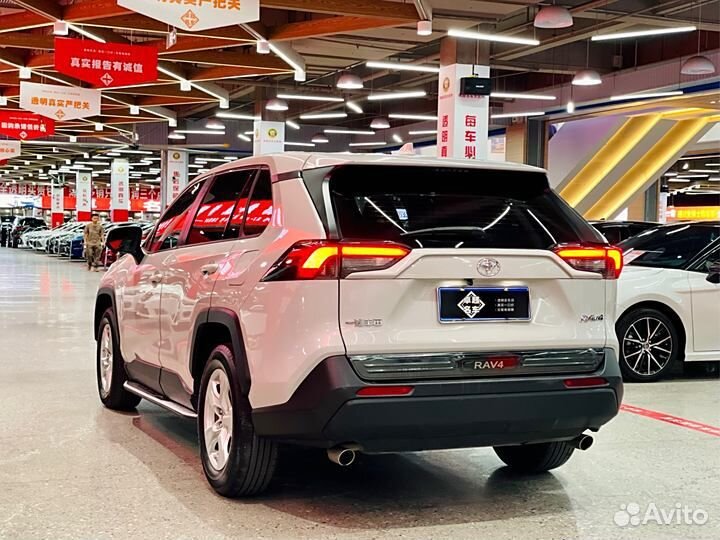 Toyota RAV4 2.0 CVT, 2021, 45 000 км