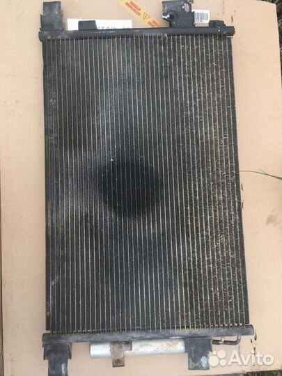 Радиатор кондиционера на mitsubishi outlander XL