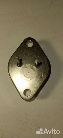 Кт825г, 2т827а