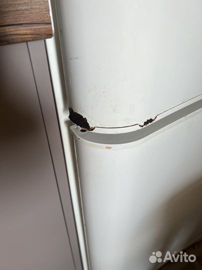 Продам б/у холодильник Indesit,в рабочем состоянии