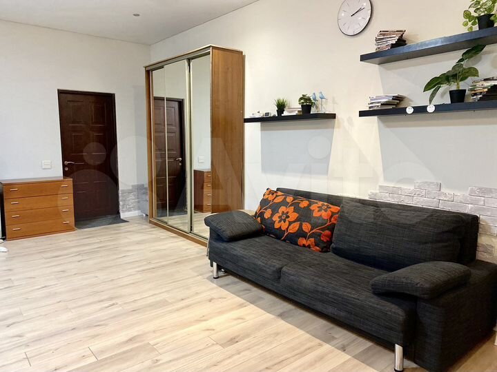 Квартира-студия, 52 м², 1/6 эт.