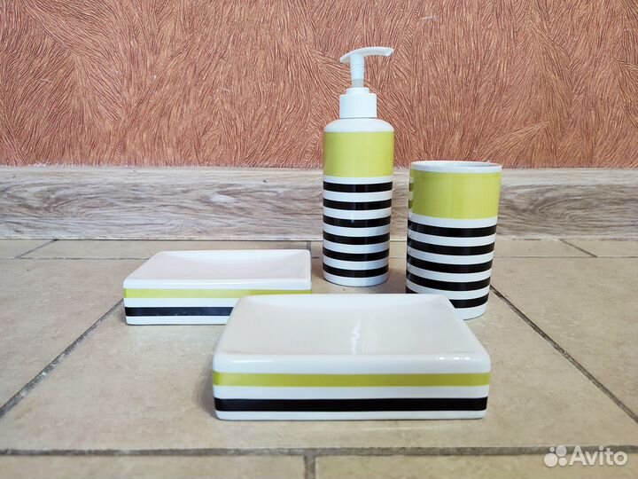 Набор для ванной комнаты