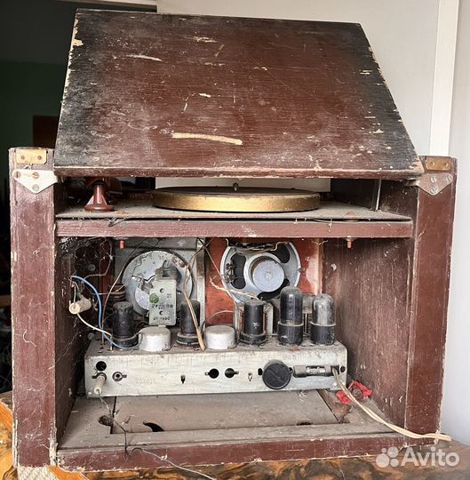 Радиола Рекорд 53 из СССР