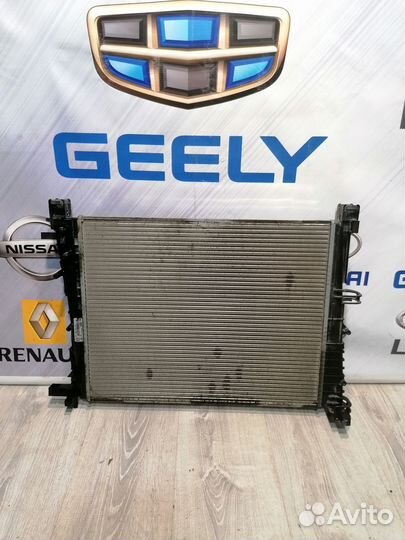 Радиатор охлаждения двигателя основной Renault log