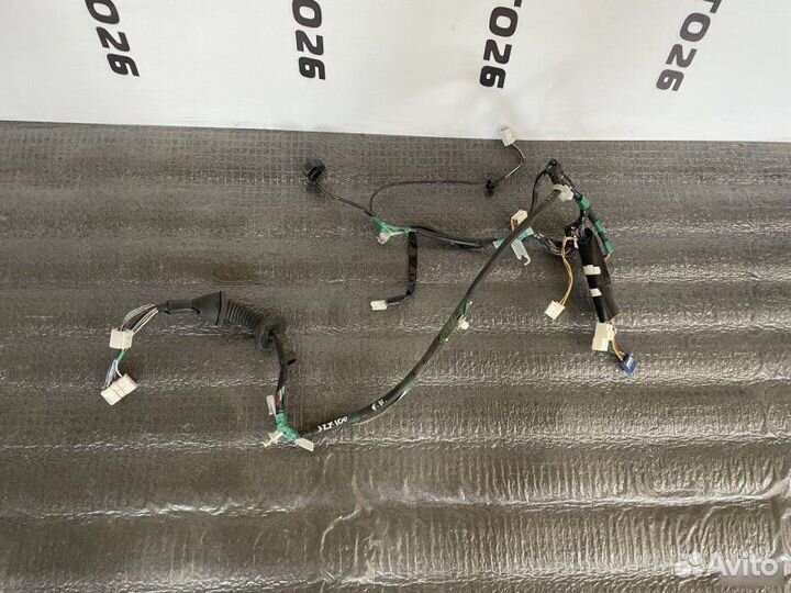 Проводка двери передняя Toyota Chaser JZX100 2.5