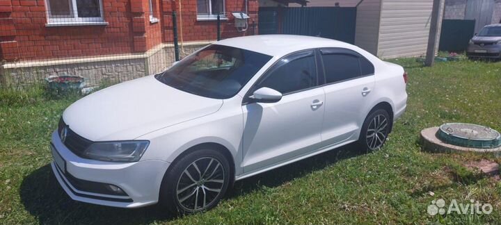 Volkswagen Jetta 1.6 МТ, 2015, 177 000 км