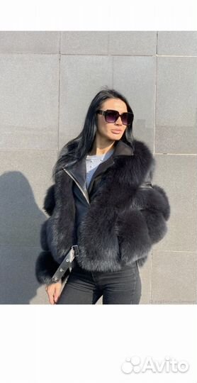 Куртка кожаная с мехом песца натурального