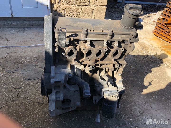 Двигател 1,6 bse skoda octavia a5 2011