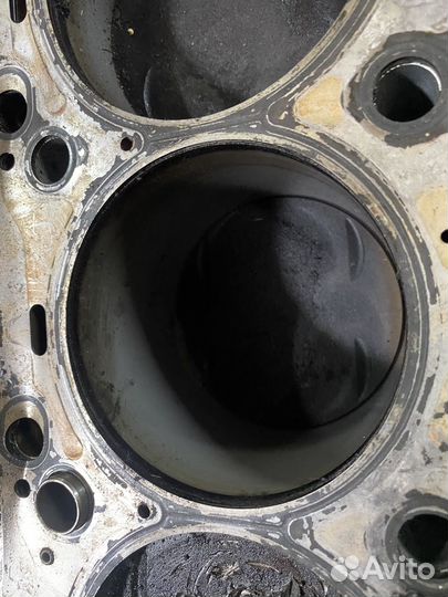 Мотор mercedes 5.5 м 273 961