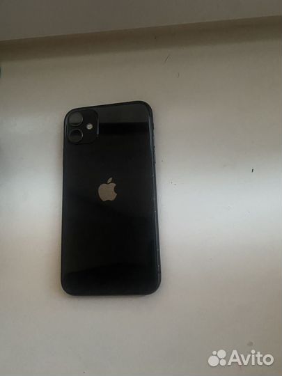 iPhone 11, 64 ГБ