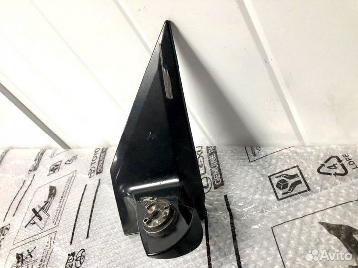 Кронштейн зеркала Toyota Land Cruiser 200