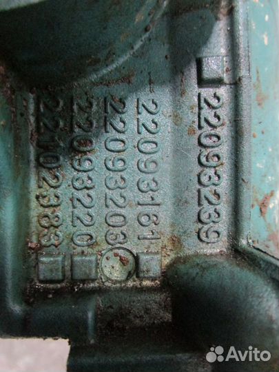 Корпус масляных фильтров Volvo 22093203