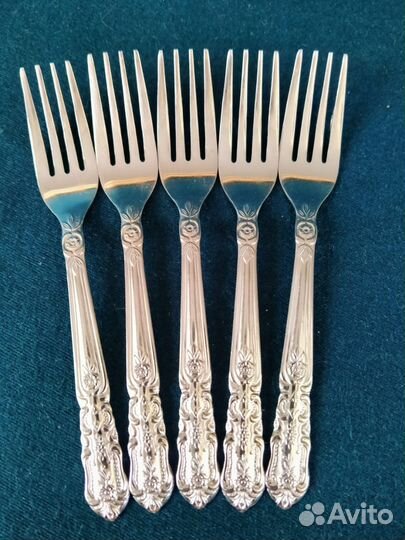 Набор десертных вилок